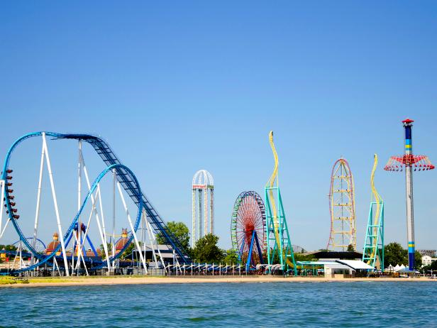 Top 10 Amusement Parks
